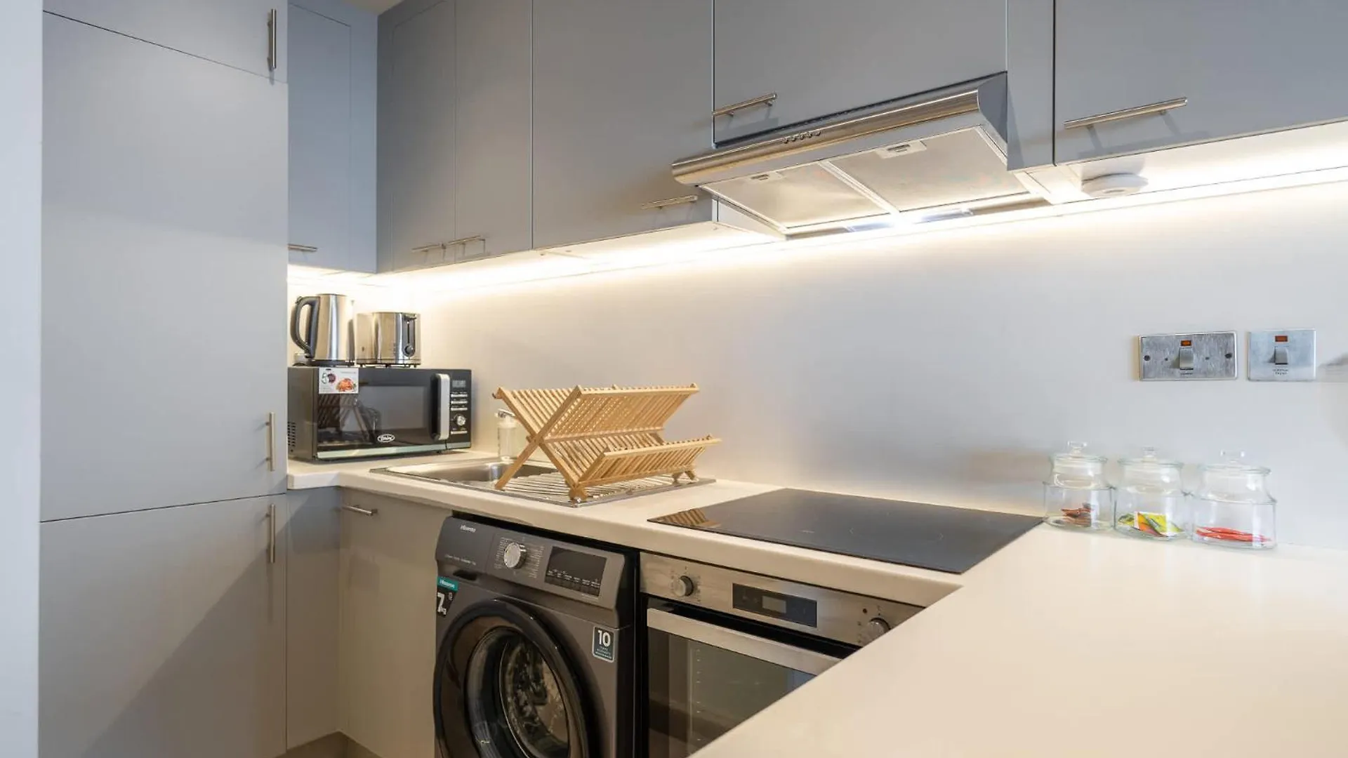 Stylish Studio Apartment With Impressive Decor And Furniture At Sky Garden! Dubaj Spojené arabské emiráty