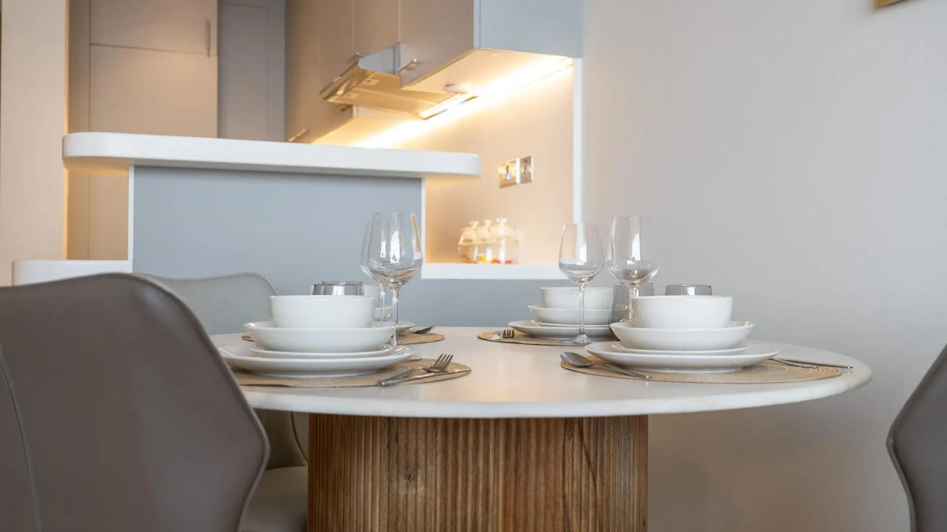 Stylish Studio Apartment With Impressive Decor And Furniture At Sky Garden! Dubai