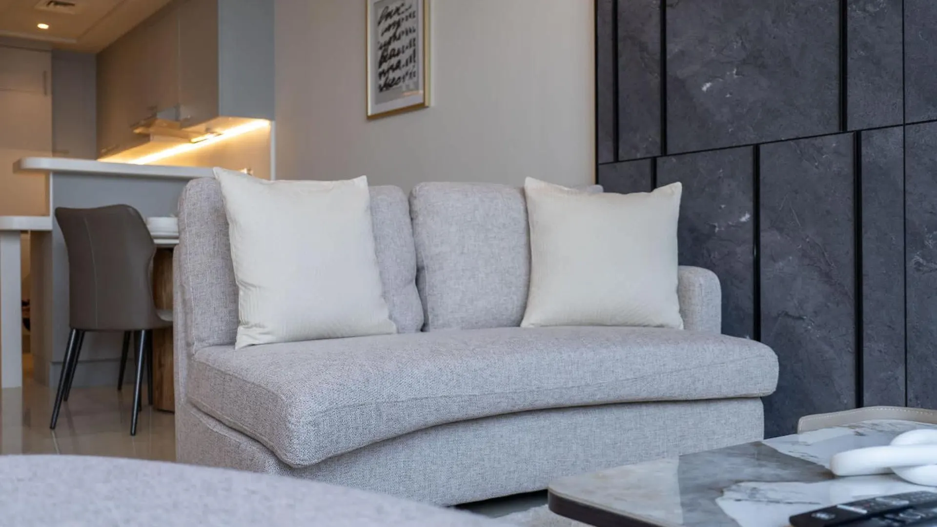 Stylish Studio Apartment With Impressive Decor And Furniture At Sky Garden! Dubai